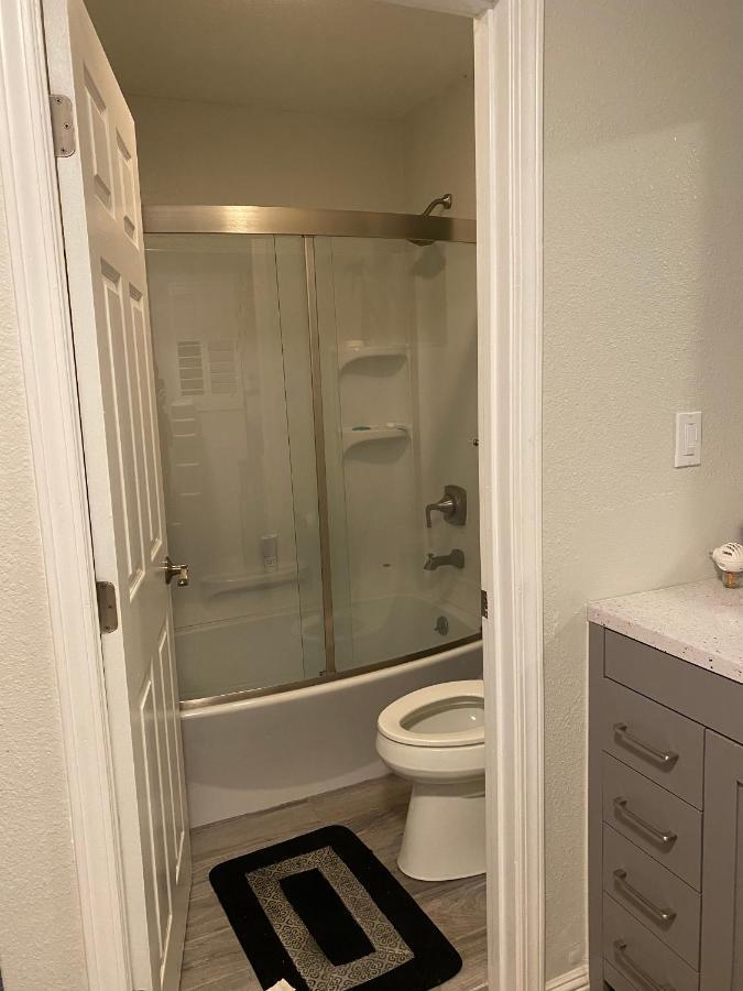 Private Room In Los Angeles With Ac, Strong Wifi, Smart Tv, Work Desk Near Sofi Stadium Exterior photo